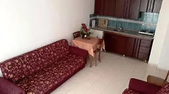 Marina Hotel 2*
